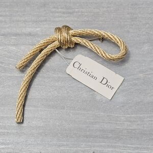 Christian Dior NWT Goldtone Knot Brooch